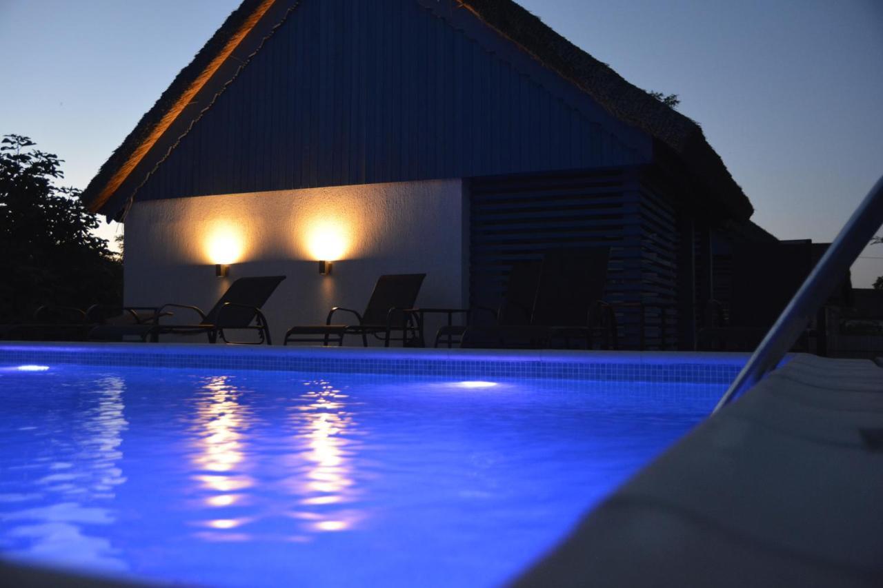 Hotel Deja Blue - Adult Only Sfântu Gheorghe Exterior foto