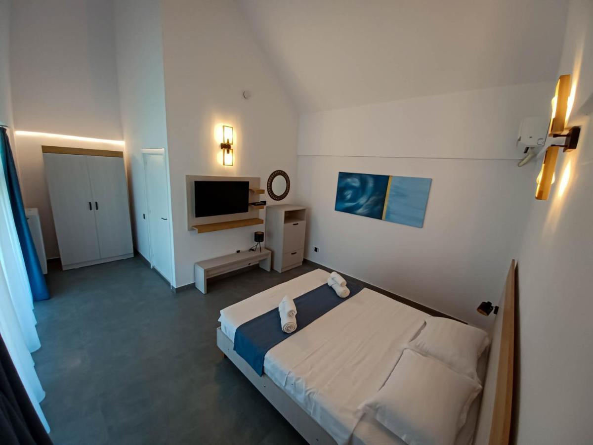 Hotel Deja Blue - Adult Only Sfântu Gheorghe Exterior foto