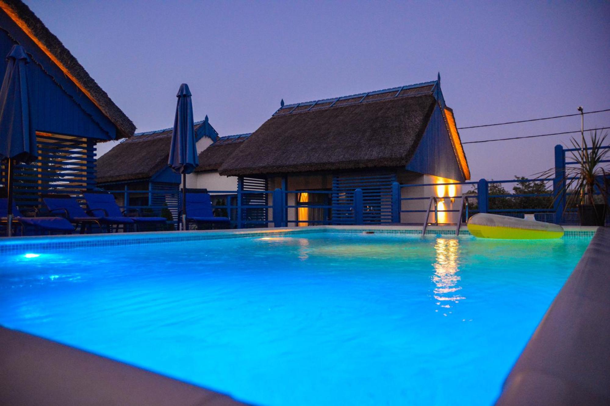 Hotel Deja Blue - Adult Only Sfântu Gheorghe Exterior foto
