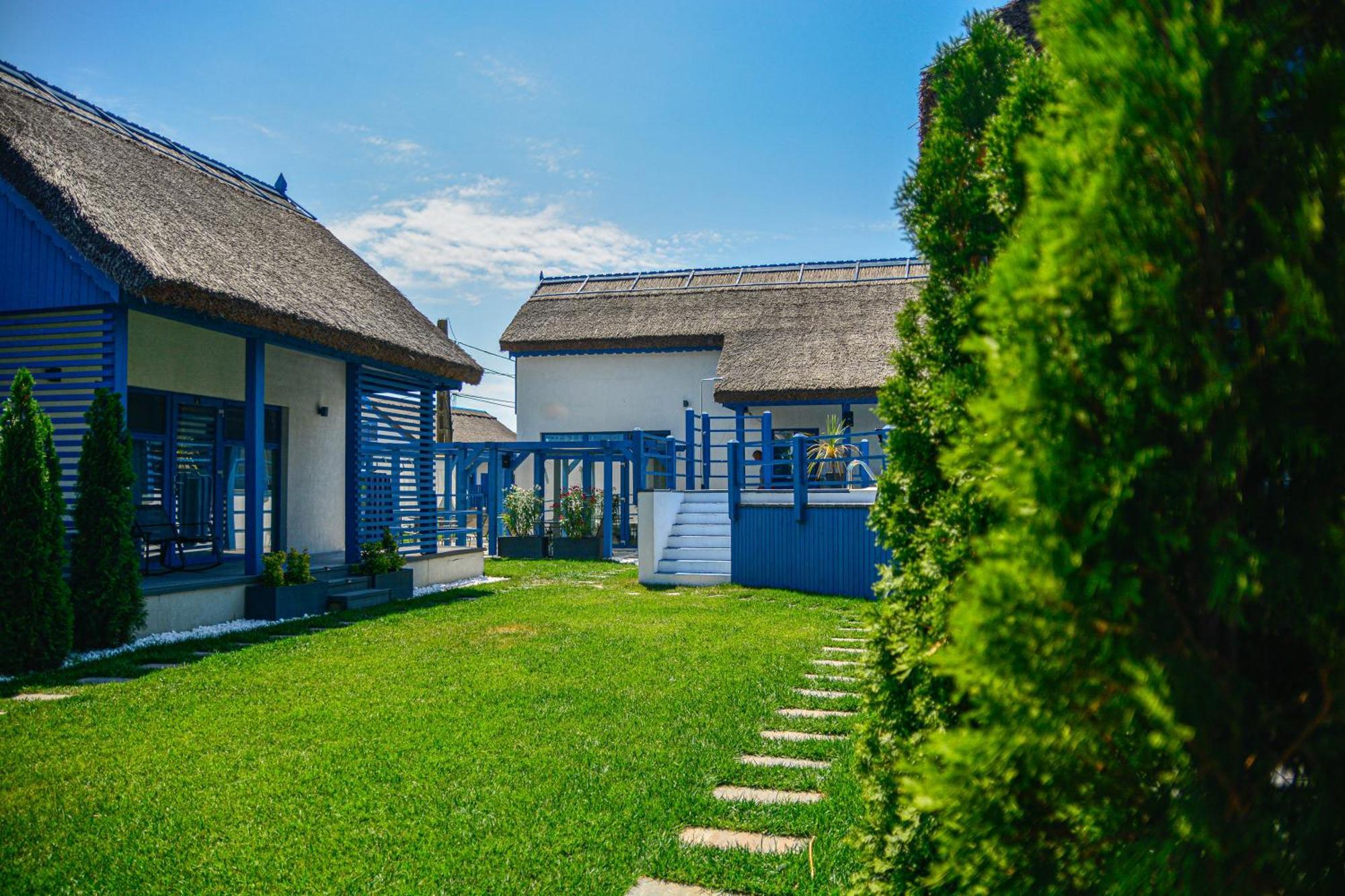 Hotel Deja Blue - Adult Only Sfântu Gheorghe Exterior foto
